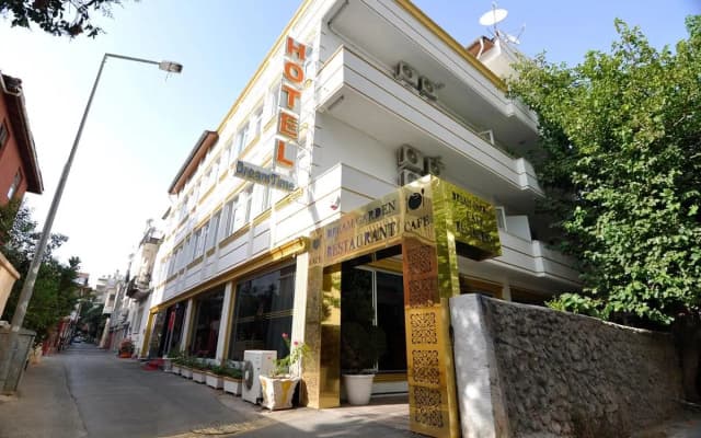 Dream Time Hotel