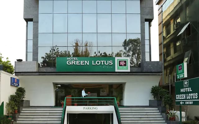 Green Lotus