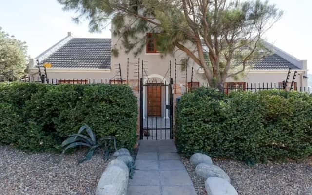 Luxurious Peaceful Mountain Retreat-Heated Pool