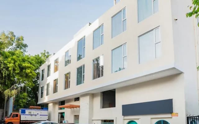Hotel Ranjeet by OYO Rooms