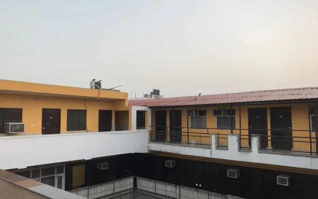 Hotel Samrat Gurgaon
