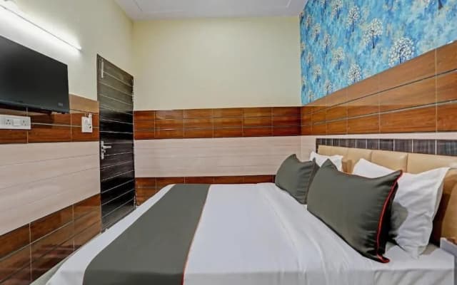 Hotel Lyf Suites Noida 63