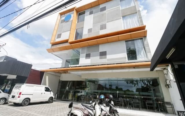 Airy Raya Kuta 78 Bali