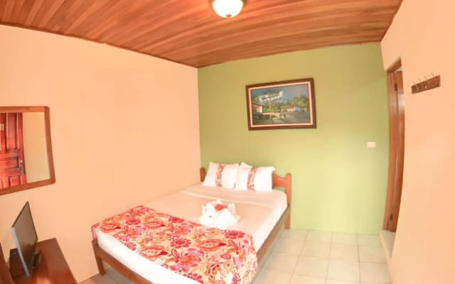 Hostel Backpackers La Fortuna