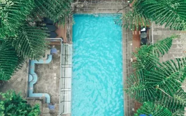 Yuexinyuan Hot Spring Resort Hotel