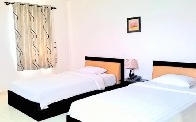 Long Beach Hotel