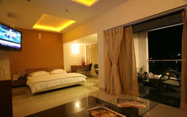 Hotel Tansha Comfort Residency