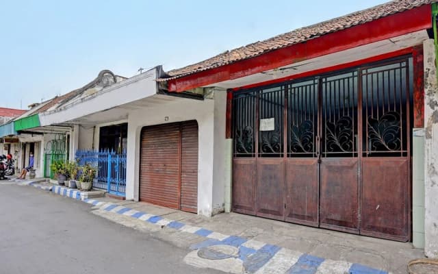 Hotel O Sidomulyo Kost Syariah