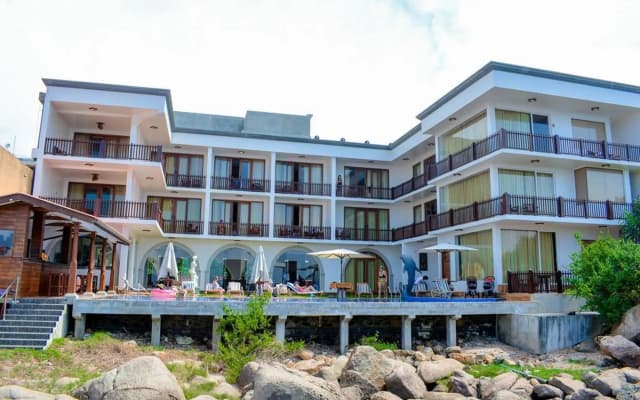 Water Gate Resort & Spa