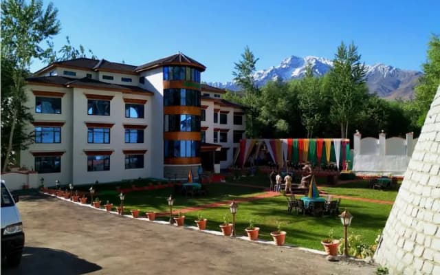 The Highland Mountain Resort & Spa