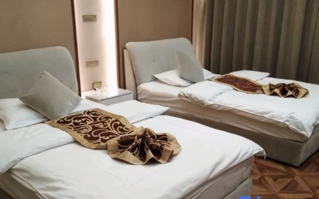 Luliangzhu Jingyuan Theme Hotel