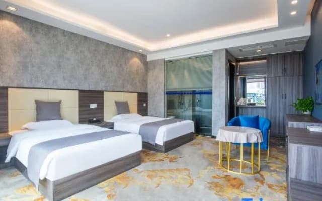 Zizhong Zhongtie Bomei Hotel