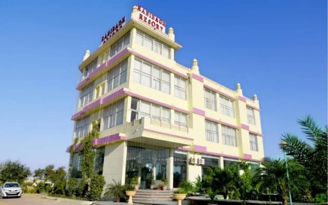 Hotel Rani Bagh Resort