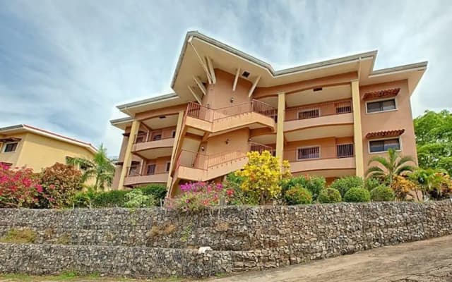 Condor Lodge