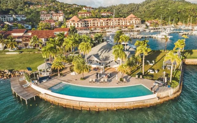Townhouse With Ocean View Puerto Bahia P5