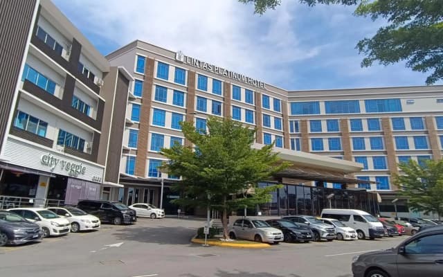Lintas Platinum Hotel