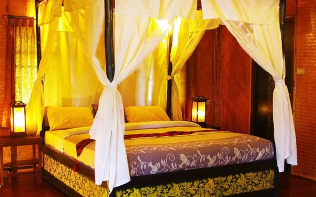 Areeya Phuree Resort