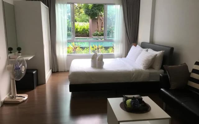 Baan Kun Koey Condo Huahin B103,Pool View,Heart of Huahin,Near Blue Ports,300m from Beach