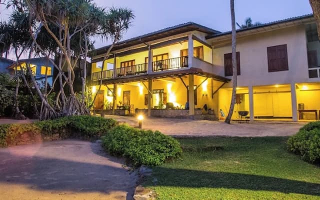 South Point Abbey Whole Villa 4 Bedroom (Sleeps 9)