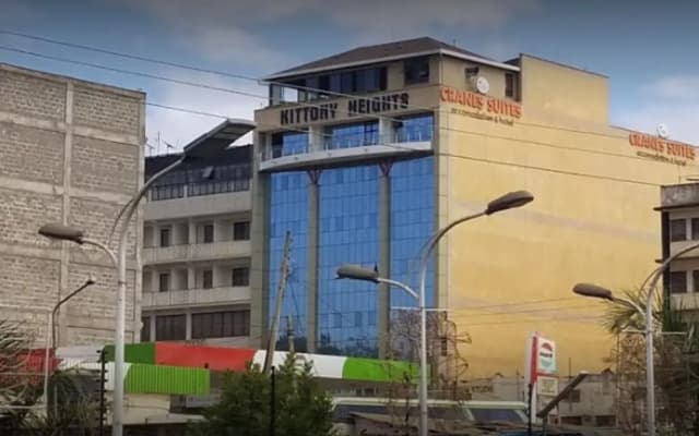 Cranes Suites Hotel