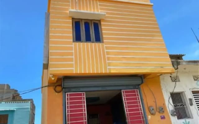 Goroomgo M S M Residency Puri
