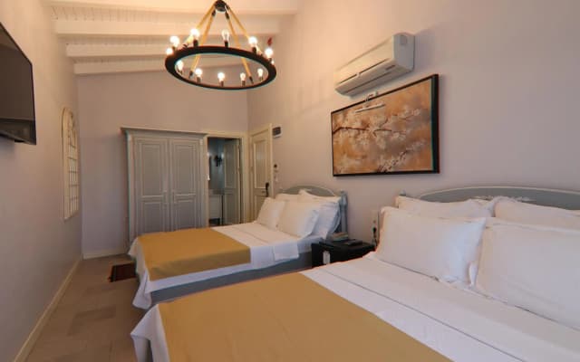 Alacaat  Otel