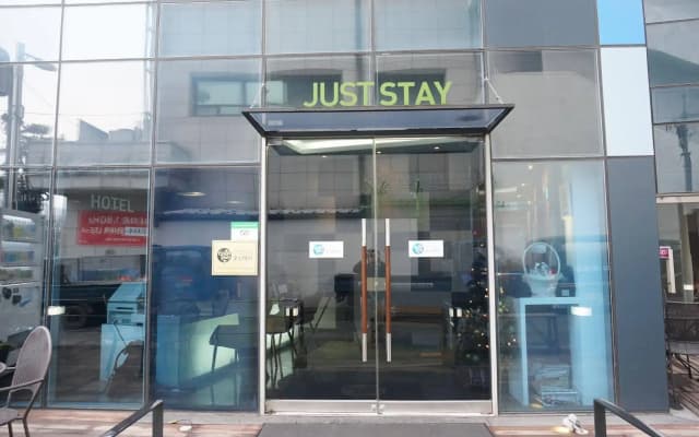 Juststay Hotel