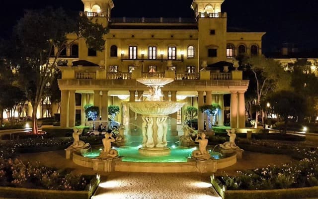Palazzo Hotel