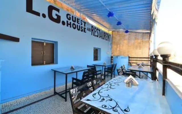 Pushp Guest House