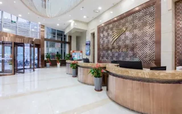 Chonpines Hotel ( Shijiazhuang Xinhua Road Mingyue store)