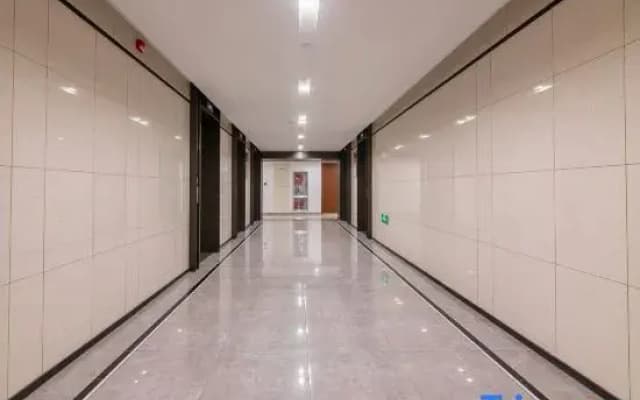 The Romantic hotel(Daminghu store, Jinan)