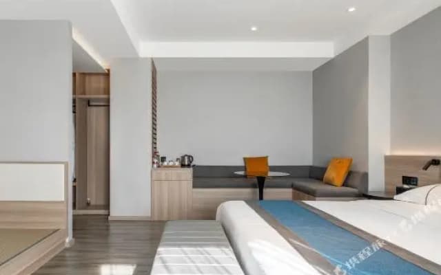 Ya Ting Hotel (Cangzhou No.5 Middle School)