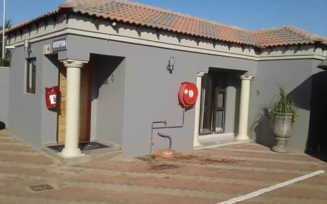 Thavhani Guest House