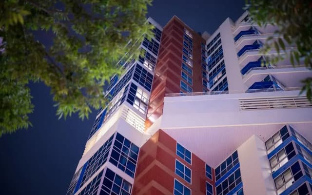Centum Suite Hotel