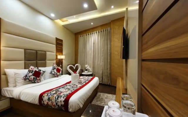 Hotel Makhan Residency