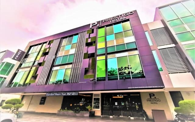 Prestigo Hotel