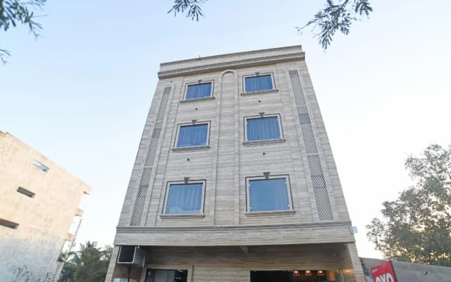 Collection O 45876 Hotel Benchmark Vijay Nagar