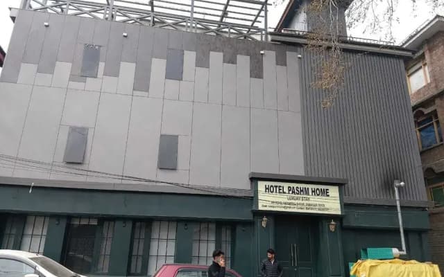 Hotel Pashm Home