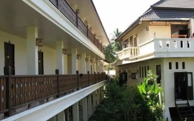 Baan Busaba Hotel