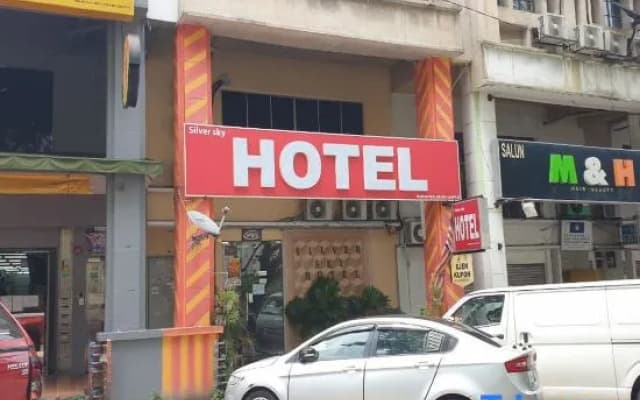 Silver Sky Hotel