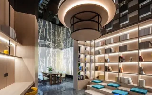 Yunfei Hotel (Danyang Babaiban Chenghe Road)