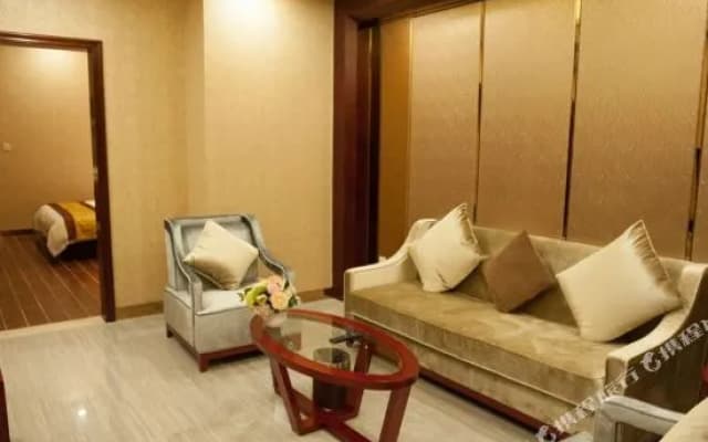 Bxour Inn (Baihai Haifu Building)