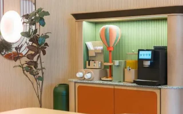 Orange Hotel (Taishan International Building, Harmony Square, Jinan)
