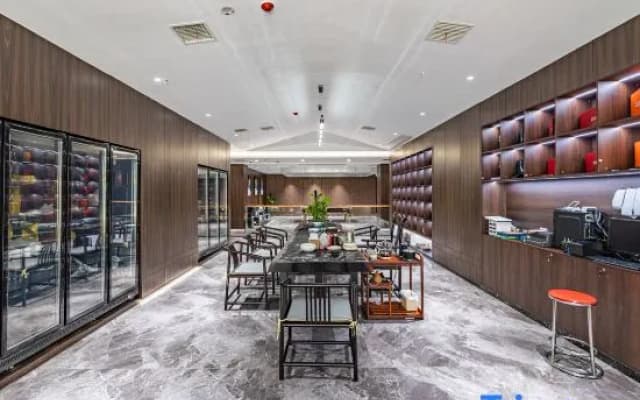 Rezen  He Yi  Hotel