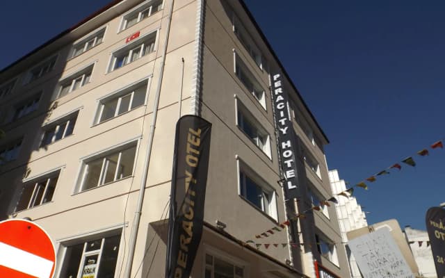 Peracity Hotel
