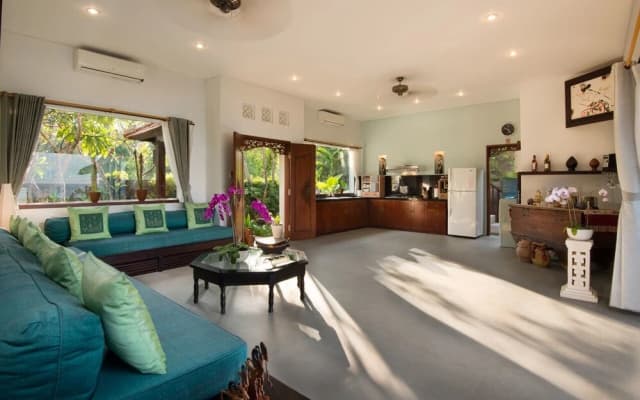 Ashling Villa