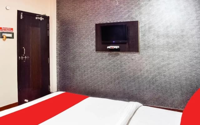 OYO Flagship Hotel Pragya 2