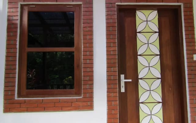 Penginapan Udin Syariah Bukit Rhema by Zuzu