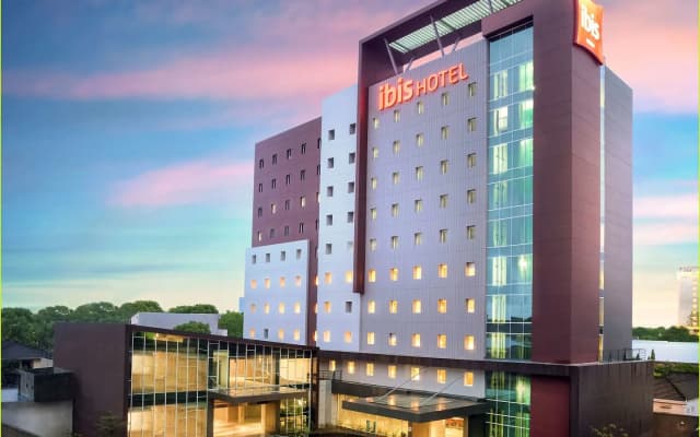 ibis Makassar City Center