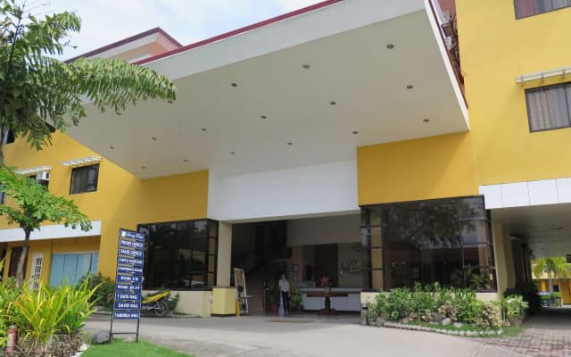 Sunny Point Hotel